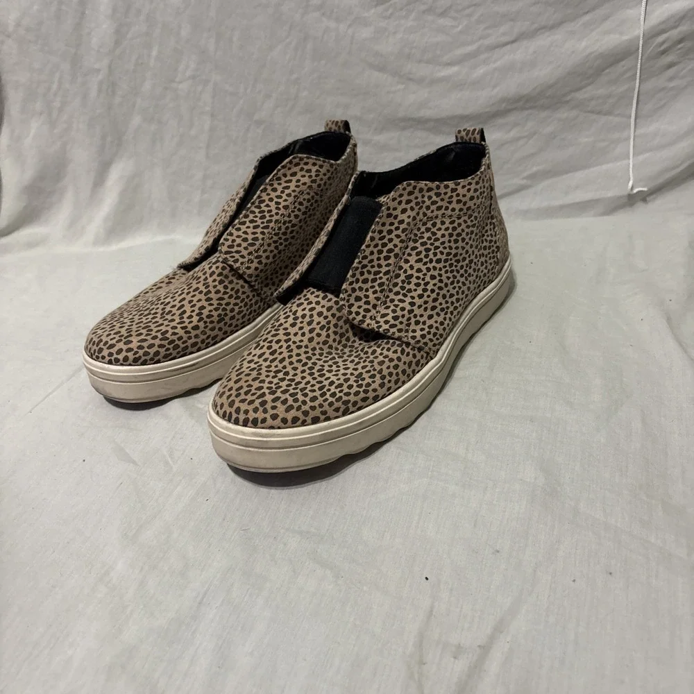 Universal Thread‎ Lillian Leopard Slip On Shoes Women's Size 9.5 Casual Target